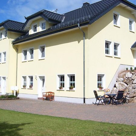 Ferienwohnung Mastiaux Mirbach Exterior foto