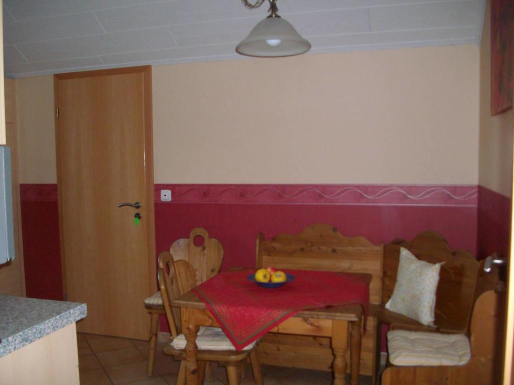 Ferienwohnung Mastiaux Mirbach Exterior foto